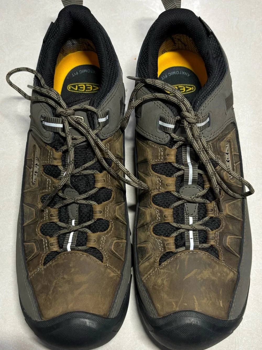 Keen sturdy low